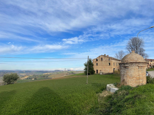 Rustico in Vendita a Petritoli #3